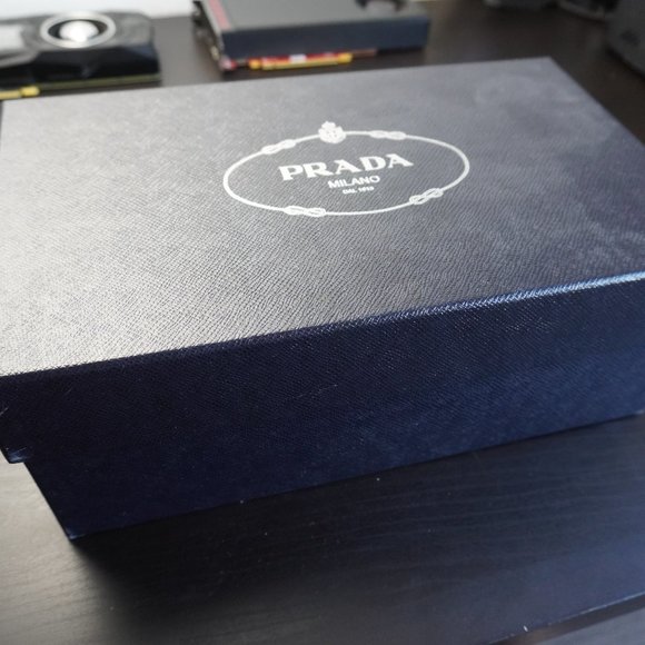 PRADA Men\'s Oxford Shoes \